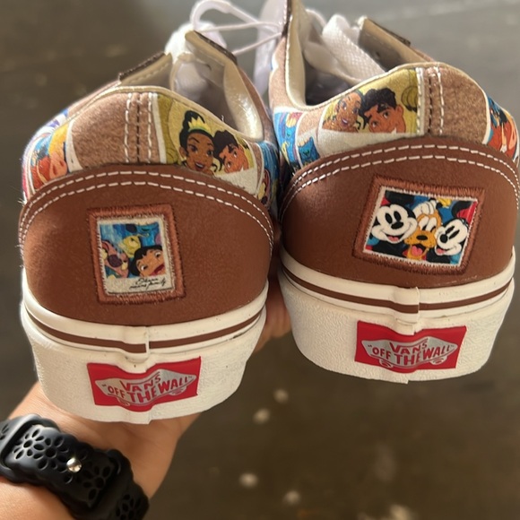 Disney X Vans Old Skool Shoe 100th Anniversary - Picture 7 of 8